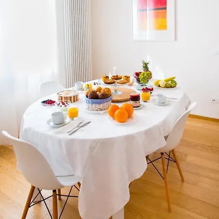 Alojamento de Acomodação e Pequeno-almoço Rosa Pádua