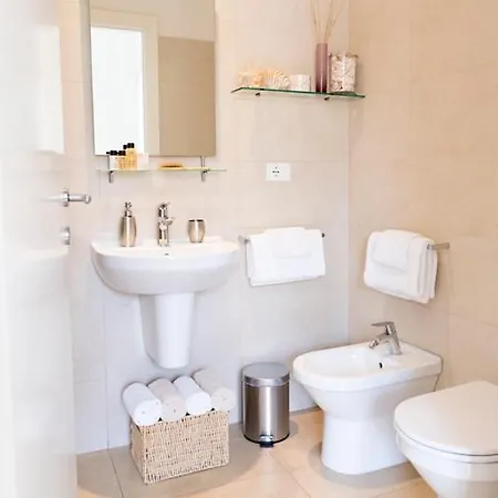 Alojamento de Acomodação e Pequeno-almoço Rosa Pádua