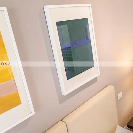 Rosa Oda ve Kahvaltı Padova