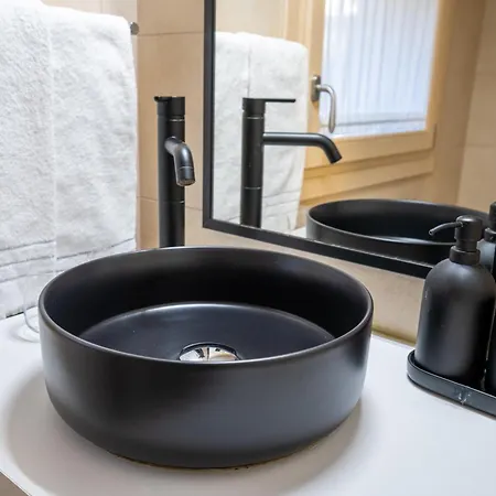 Oda ve Kahvaltı Rosa 3*