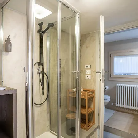 Alojamento de Acomodação e Pequeno-almoço Rosa Pádua