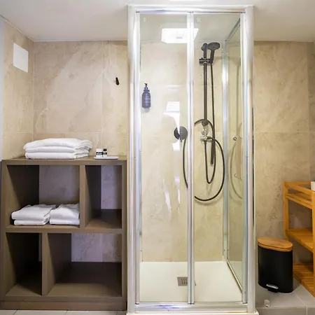 Alojamento de Acomodação e Pequeno-almoço Rosa