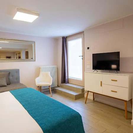 Rosa Bed & Breakfast 3*