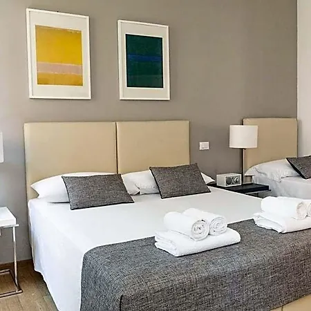 Rosa 4*